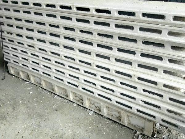 雙層輕質(zhì)隔墻板